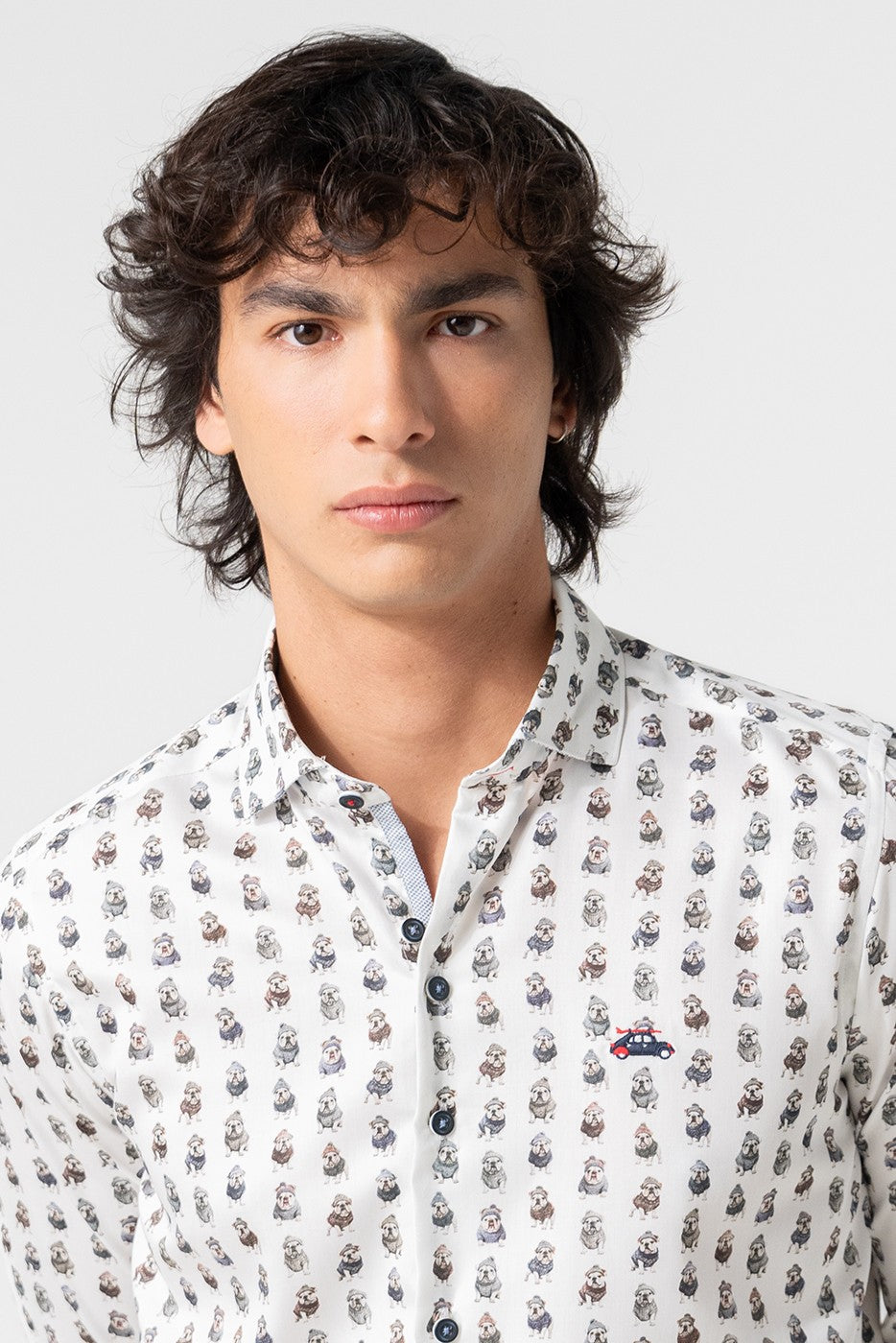 Camisa estampada hombre bulldogs frioleros slim fit