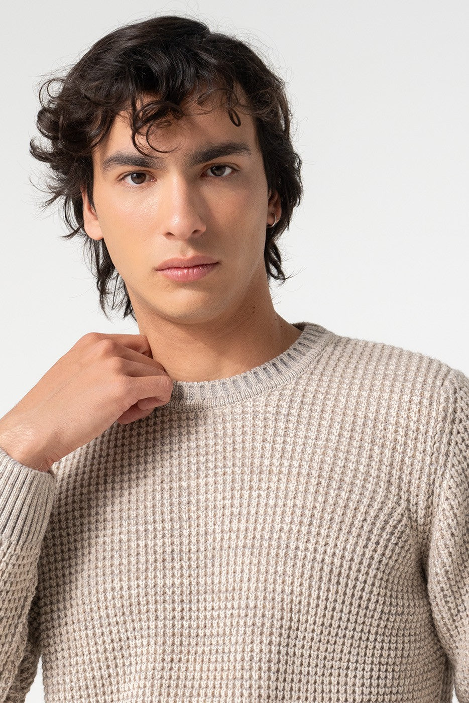 Jersey hombre cuello redondo en beige