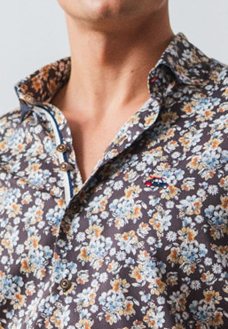 Camisa hombre motivos florales fondo oscuro