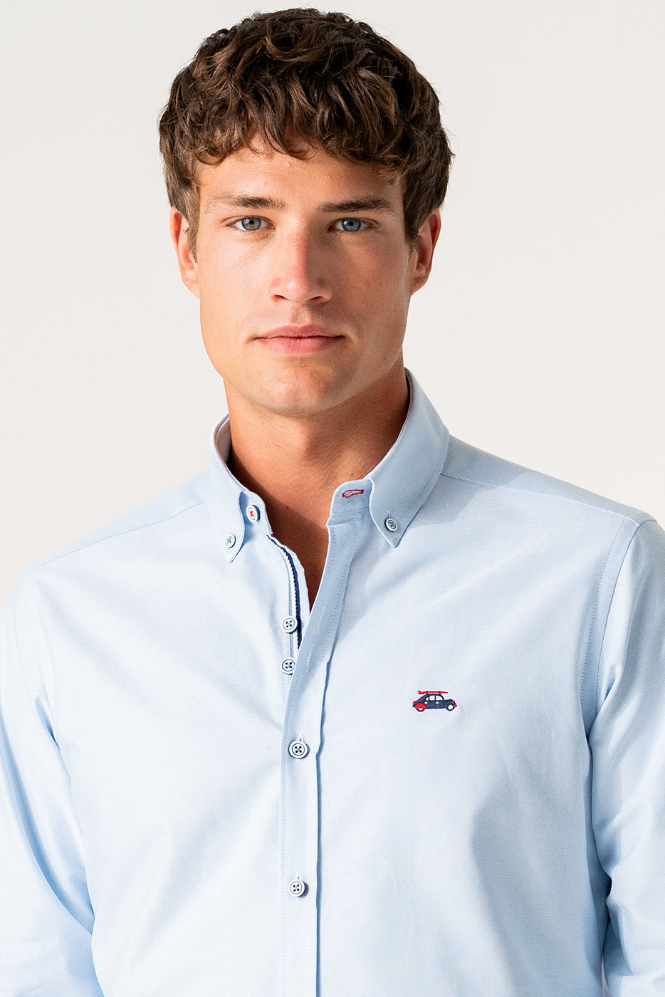 Camisa lisa azul celeste hombre