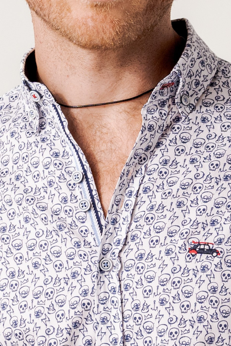 Camisa estampada hombre graffiti calaveras marino