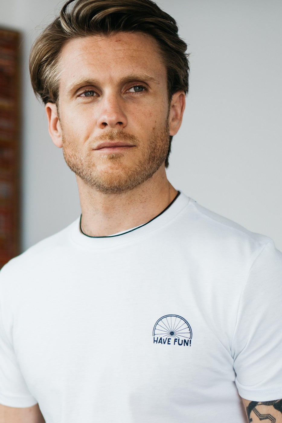 Camiseta manga corta bici blanca Ride On. Have Fun!