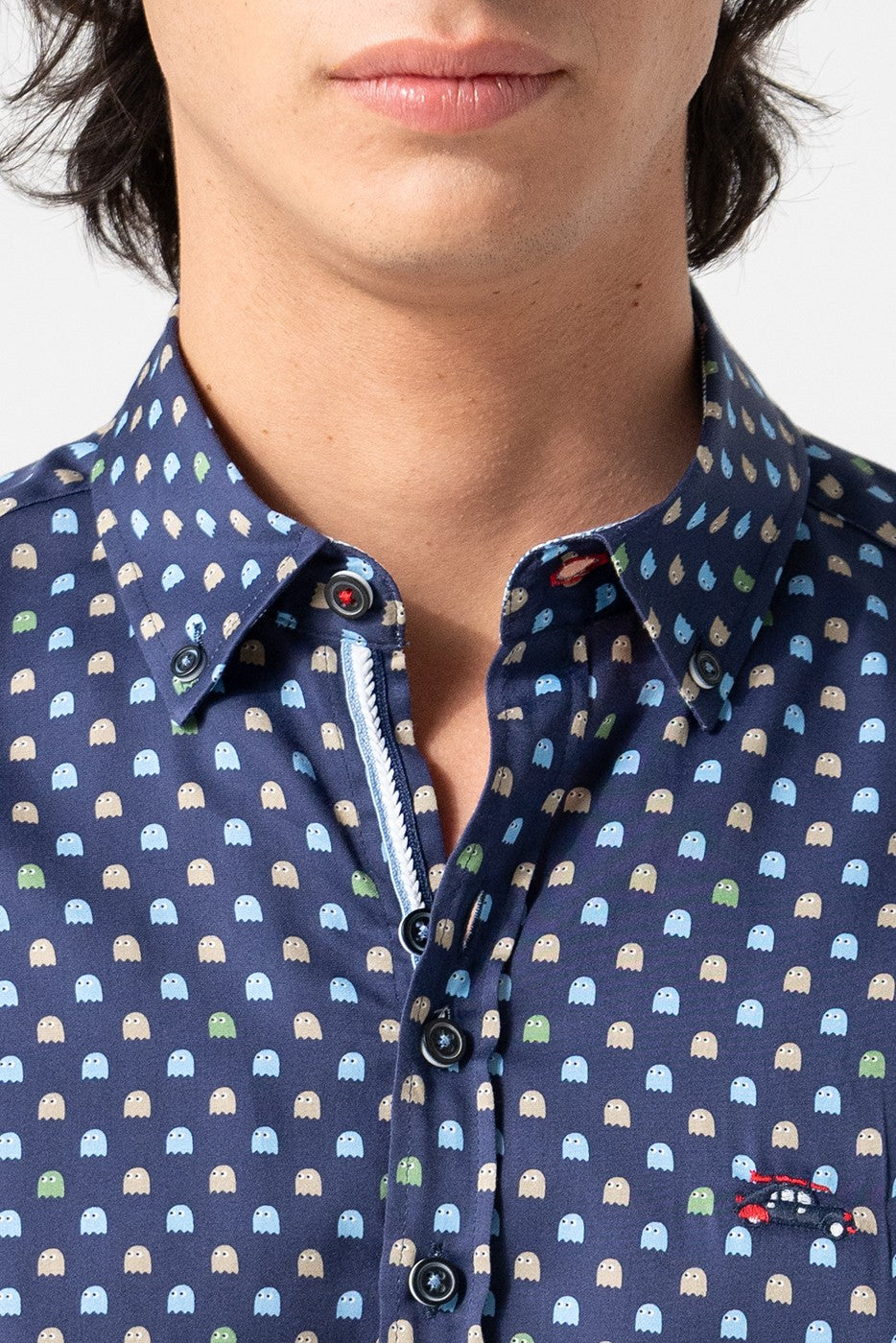 Camisa hombre estampado fantasmas fondo marino