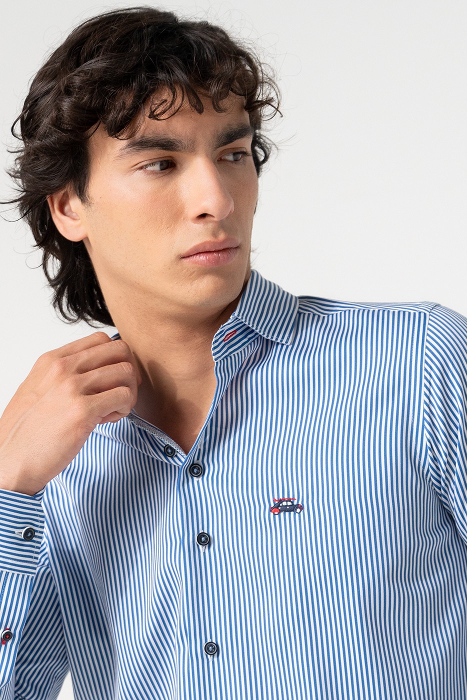 Camisa hombre estampado de rayas azul