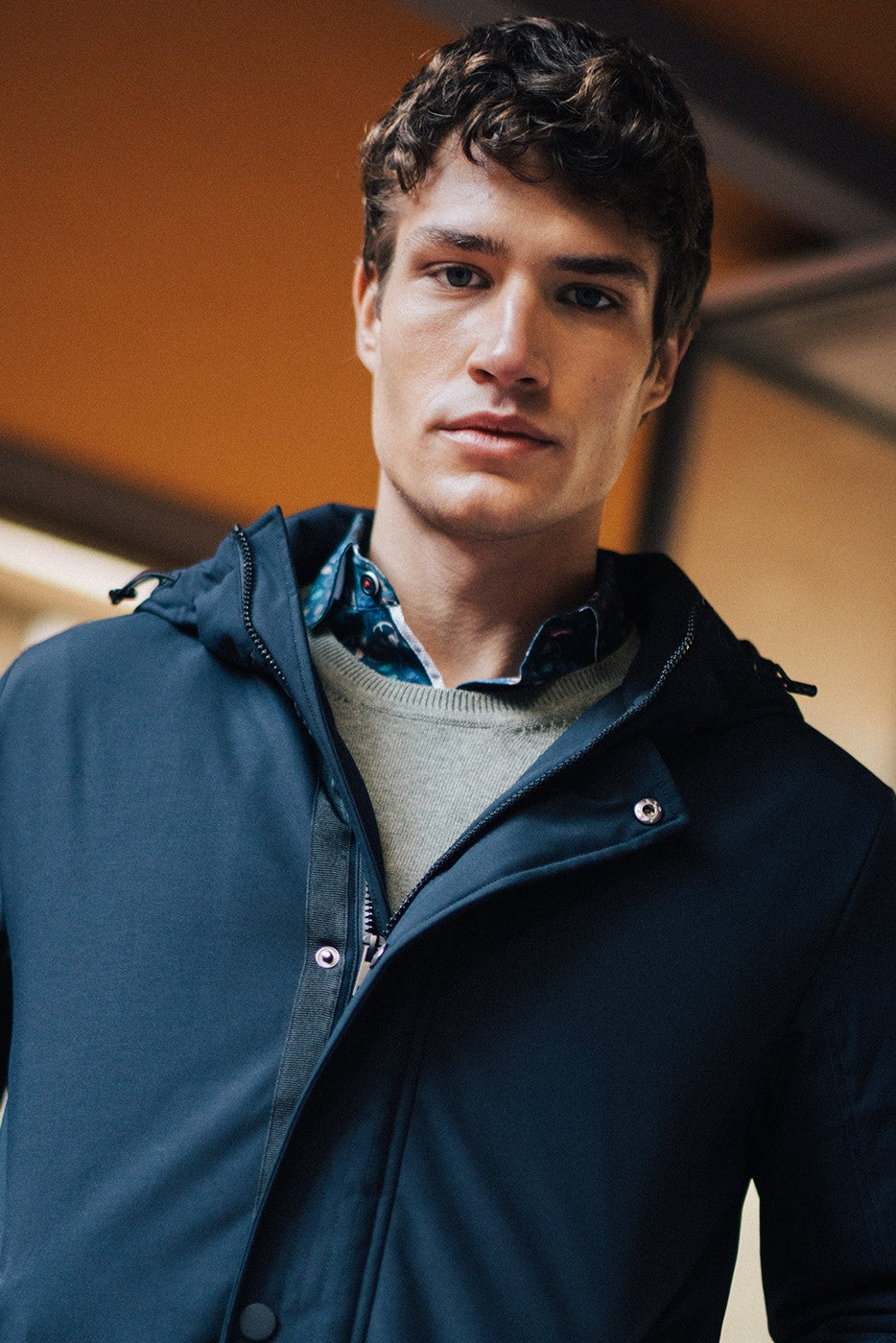 Parka hombre en color marino