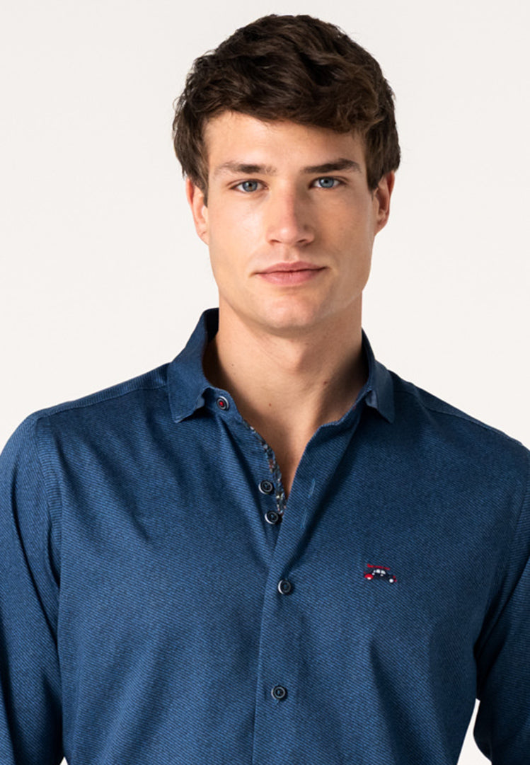 Camisa azul marino efecto textura
