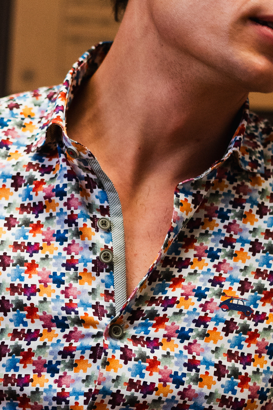 Camisa hombre estampado puzzle multicolor