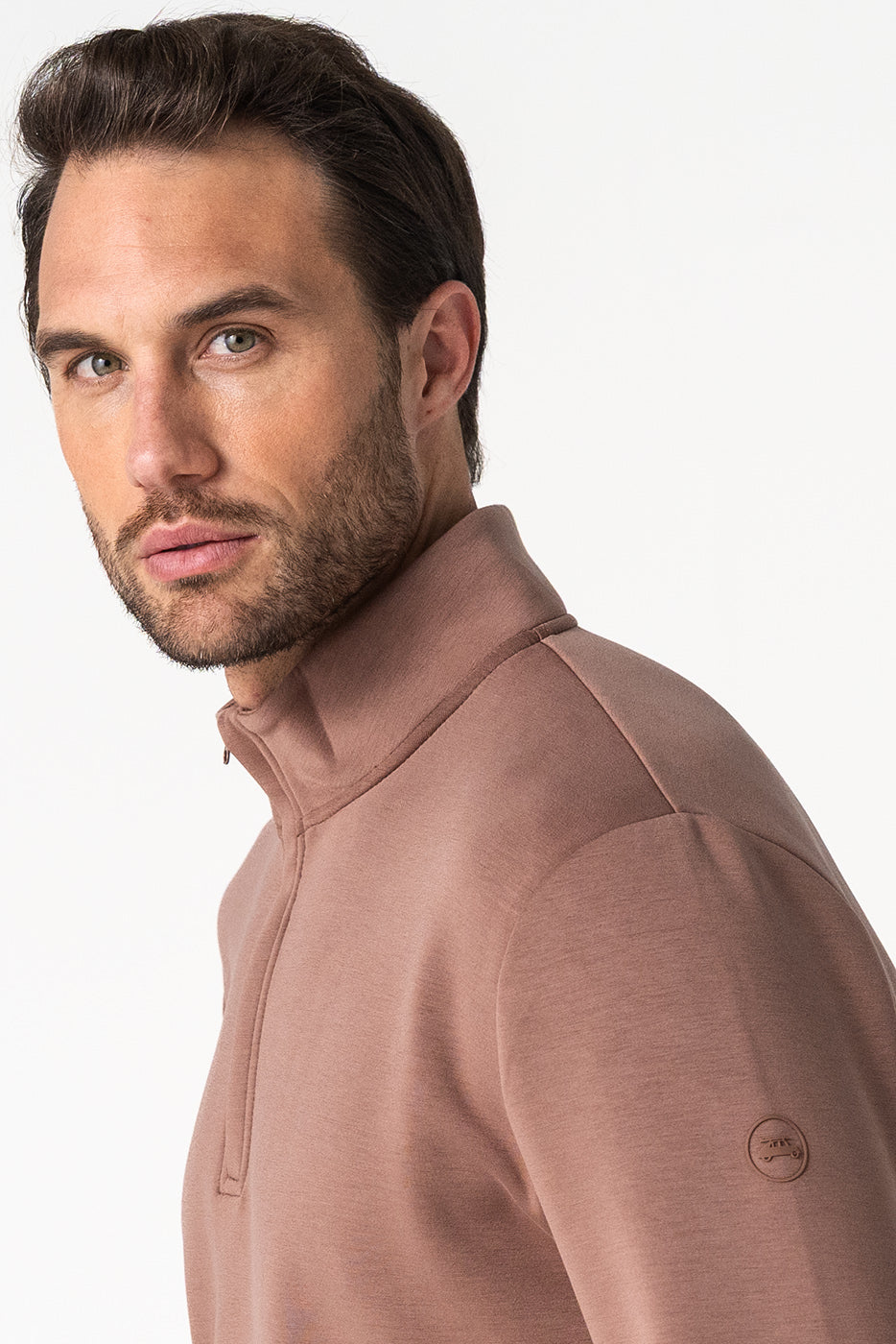 Jersey técnico marrón claro de punto fino con cremallera